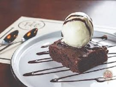 Brownies And Ice Cream