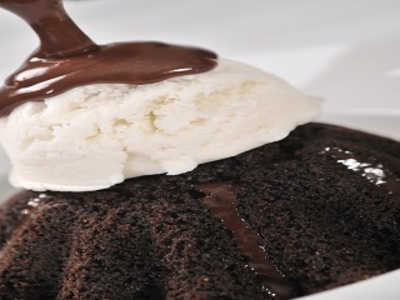 Fudge Molten Cake