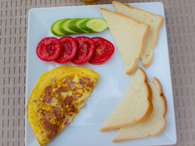 Sausage Omelette