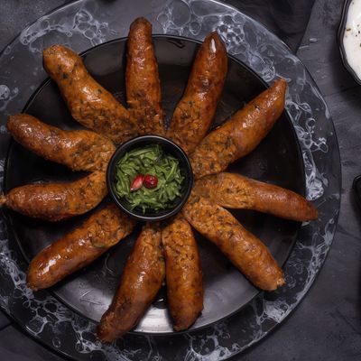 طبق مومبار