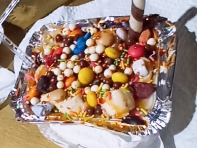 Sweet Potato Nuts And Fruit With Bechamel Platter