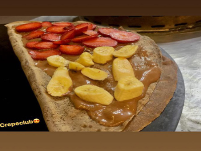 Nutella Chocolate With Fruits Crepe
