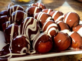 Zalabia With Honey And Mix Dark Chocolate And White Chocolate