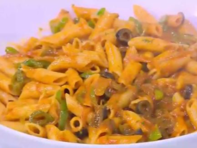 Pasta With Shawarma Chickens