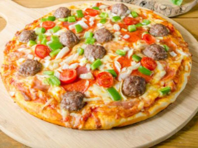 Meatball Pizza