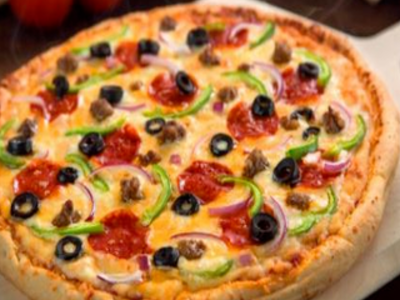 Salami Pizza