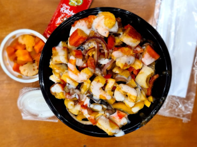 Mixed Seafood Fattah