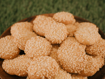 Brazeq With Sesame Biscuit Box