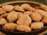 Peanut Biscuit Box