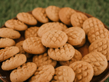 Cinnamon Biscuit Box