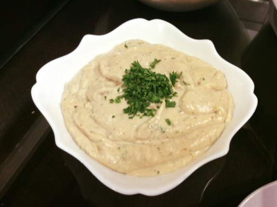 Sesame paste salad