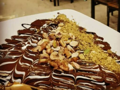 Nutella with Nuts Waffle