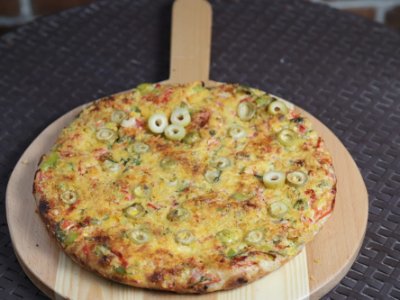 Roumi Cheese Oriental Pizza