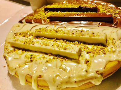 New Kitkat Chocolate With Pistachio Waffle