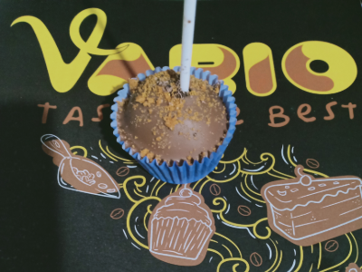 Lotus Cake Pops