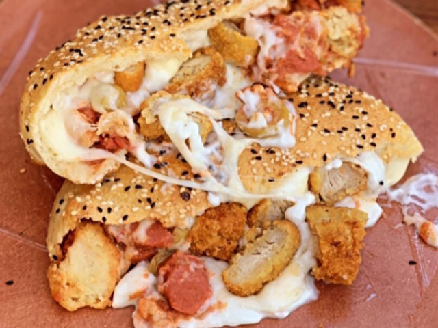Mix Chicken Calzone