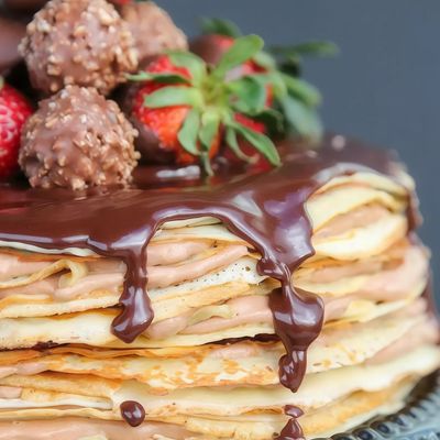 Chocolate Mix Cake Crepe
