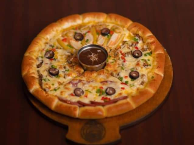 Al Aseel Pizza Large