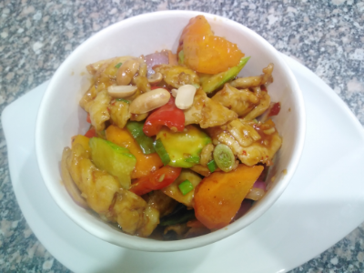 Chicken With Hot Sauce And Peanut