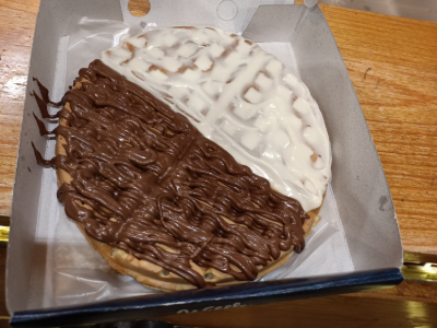 White Chocolate With Nutella Chocolate Mix Waffle