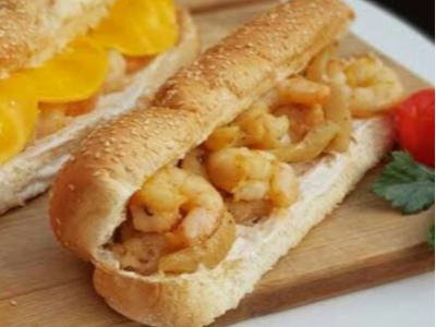 Shrimp And Calamari Zinger Mix Sandwich Large