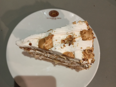 Hazelnut Cream Cake