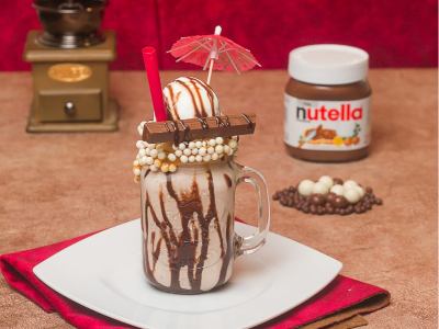 KitKat Chocolate Milkshake