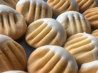 Orange With White Chocolate Biscuit Box