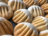 Orange With White Chocolate Biscuit Box