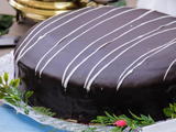 Fudge Chocolate Cake