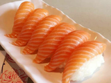 Salmon Nigiri