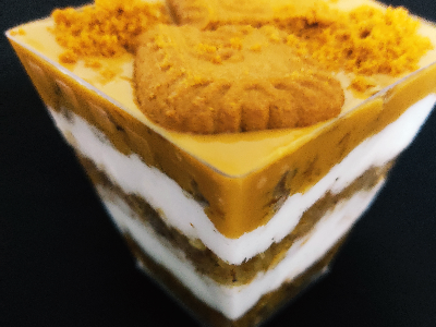 Konafa With Lotus