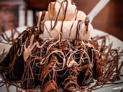 Nutella Chocolate With Oreo And Ice Cream Molten Cake