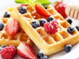 Mix Fruit Nutella Waffle With Cream