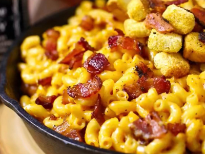 Pasta Oriental Sausage With Mac