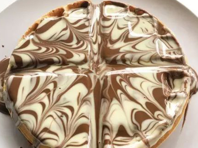 Nutella Chocolate With White Chocolate Waffle