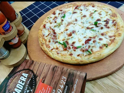 Pastrami Pizza