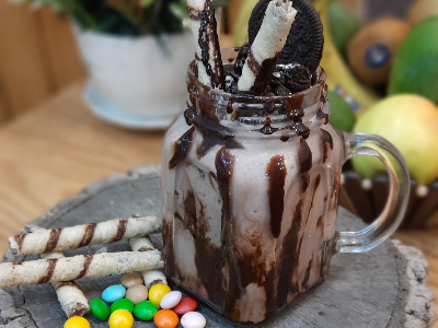 Nutella Chocolate Milkshake