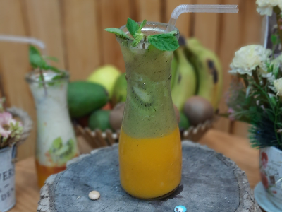Mango Kiwi Smoothie
