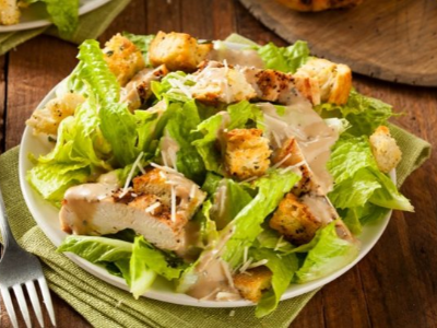 Cisar Salad Cheken