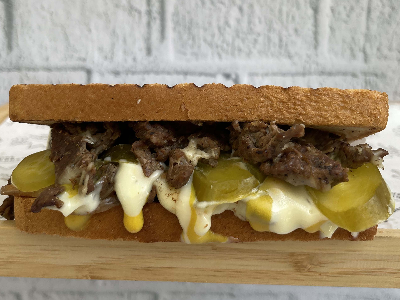 Kings’ Beef Sandwich