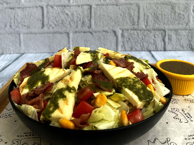 Grilled Halloumi Salad