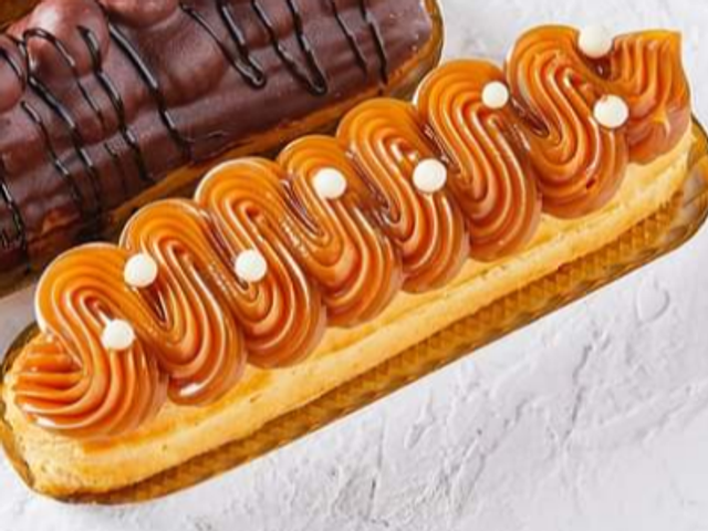 Caramel Éclair