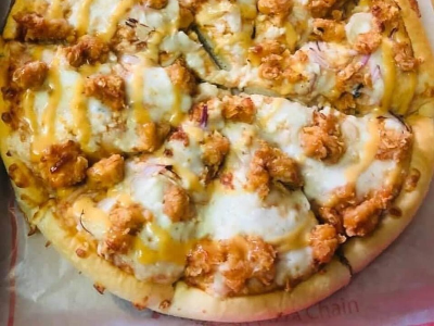 Crispy Chicken Pizza