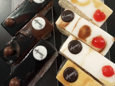 Aglaseh Gateau