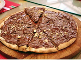 Nutella Chocolate Pizza