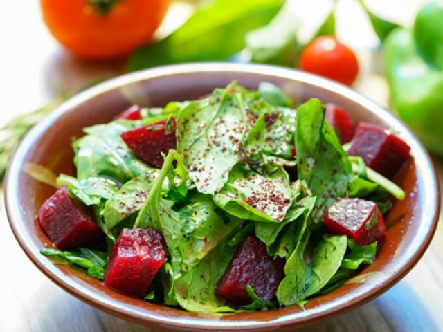 Rocca With Beet Salad