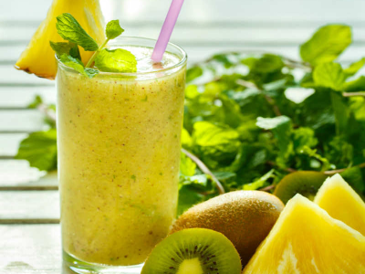 Kiwi With Pineapple Juice