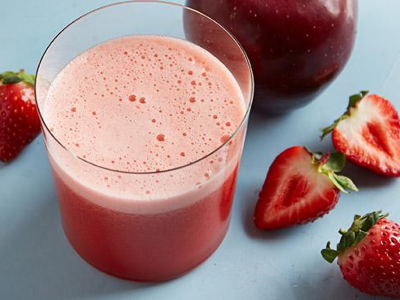 Apple With Strawberry Juice