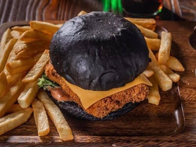 Charcoal Bread Chicken Burger Sandwich